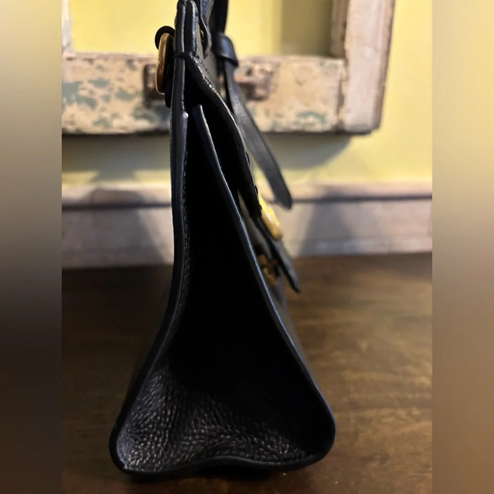 Like NEW! Authentic Gucci Pebbled Leather GG Marmont Top Handle Handbag - Picture 3 of 8